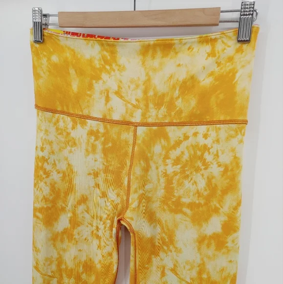 Wear It To Heart | reversible leggings - Picture 7 of 10